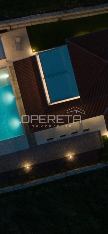 OPERETA 594768