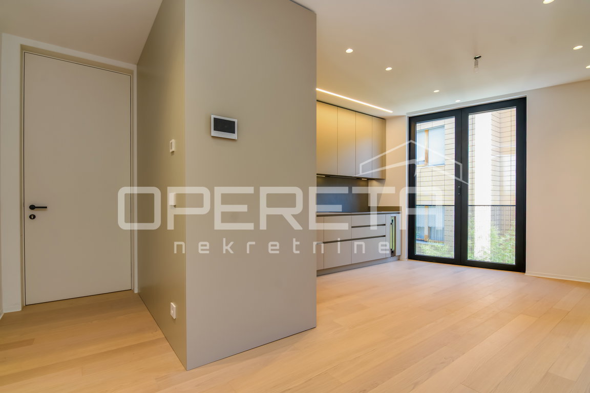 OPERETA 595293