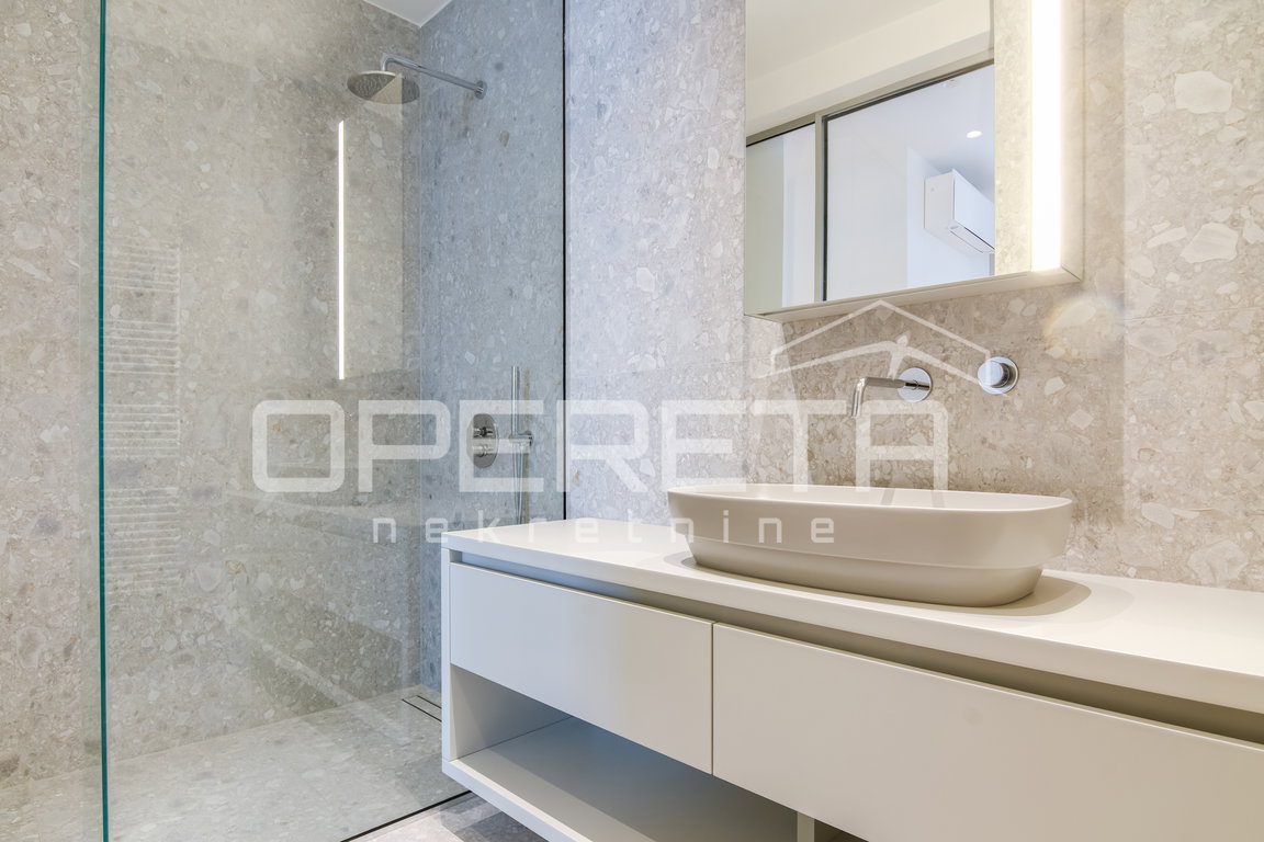 OPERETA 595346