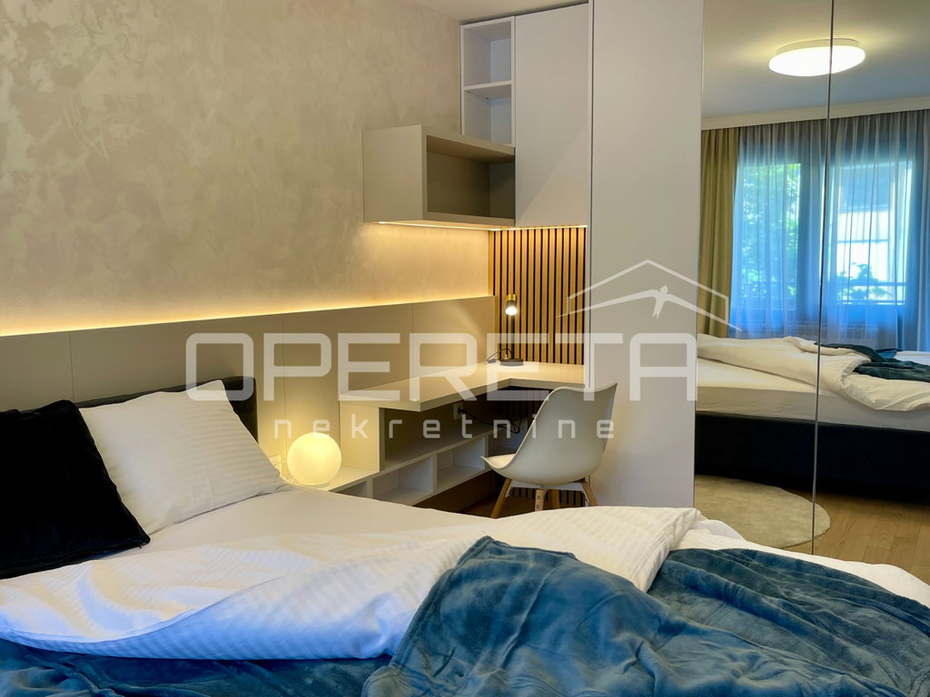 OPERETA 595379