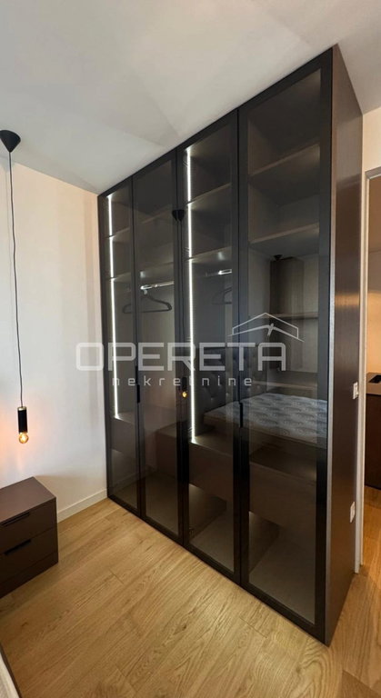 OPERETA 595528