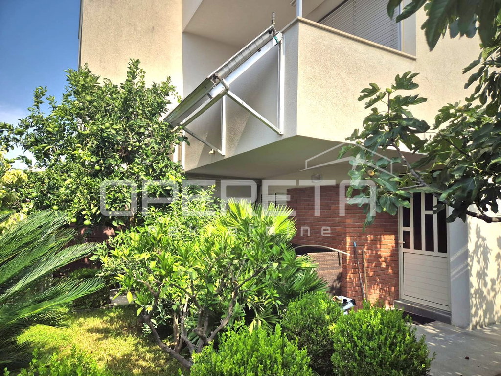 OPERETA 595546