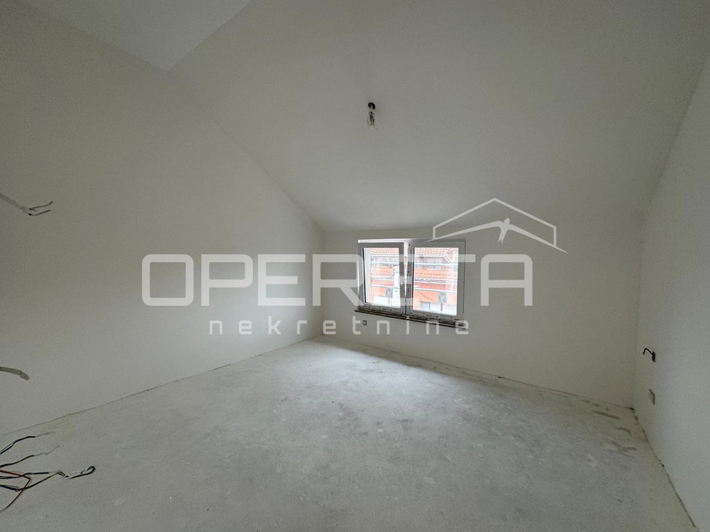 OPERETA 595613
