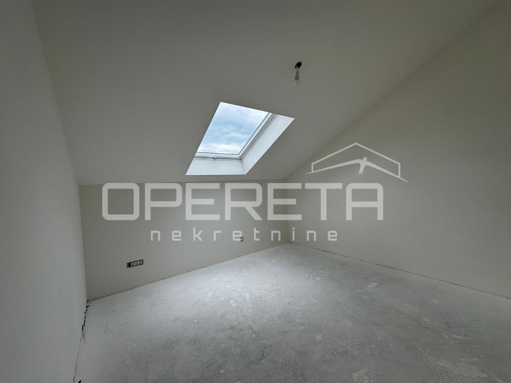OPERETA 595618