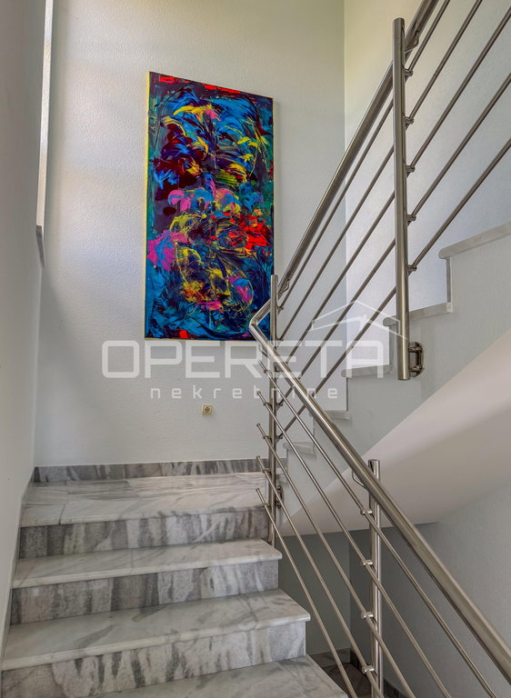 OPERETA 595856