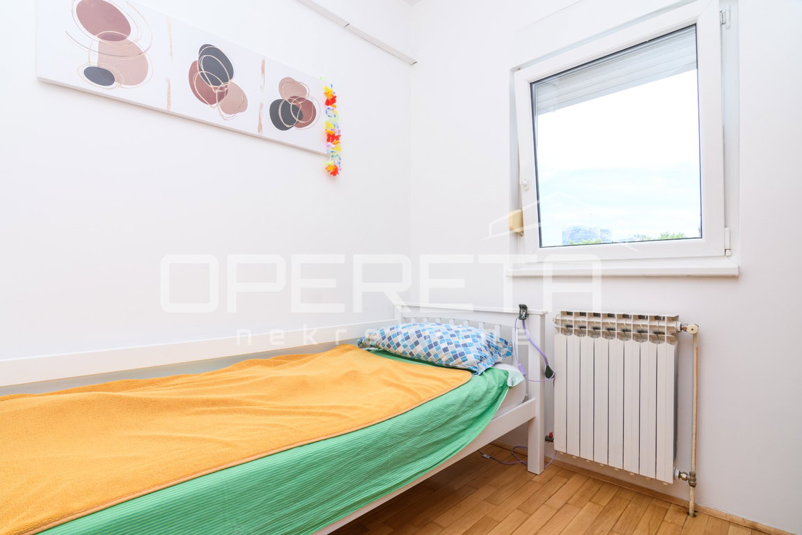 OPERETA 595867
