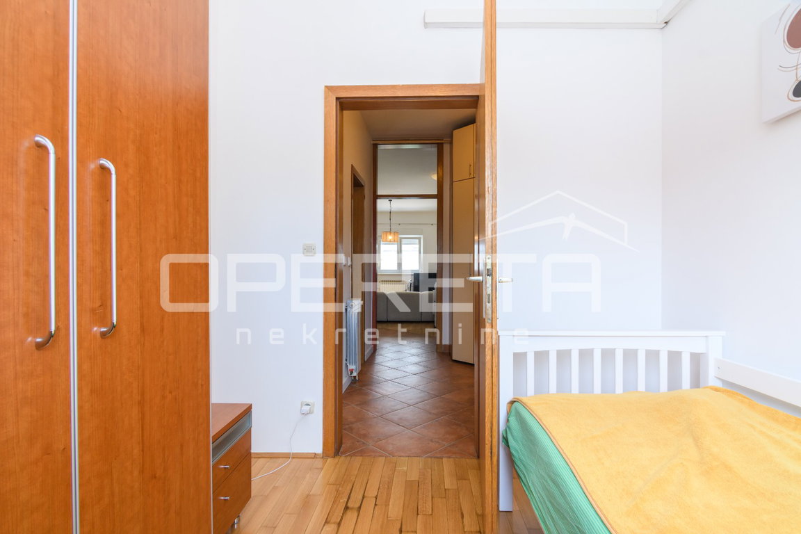 OPERETA 595878