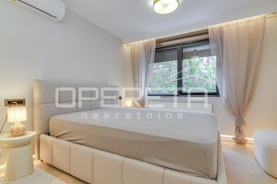 OPERETA 595886