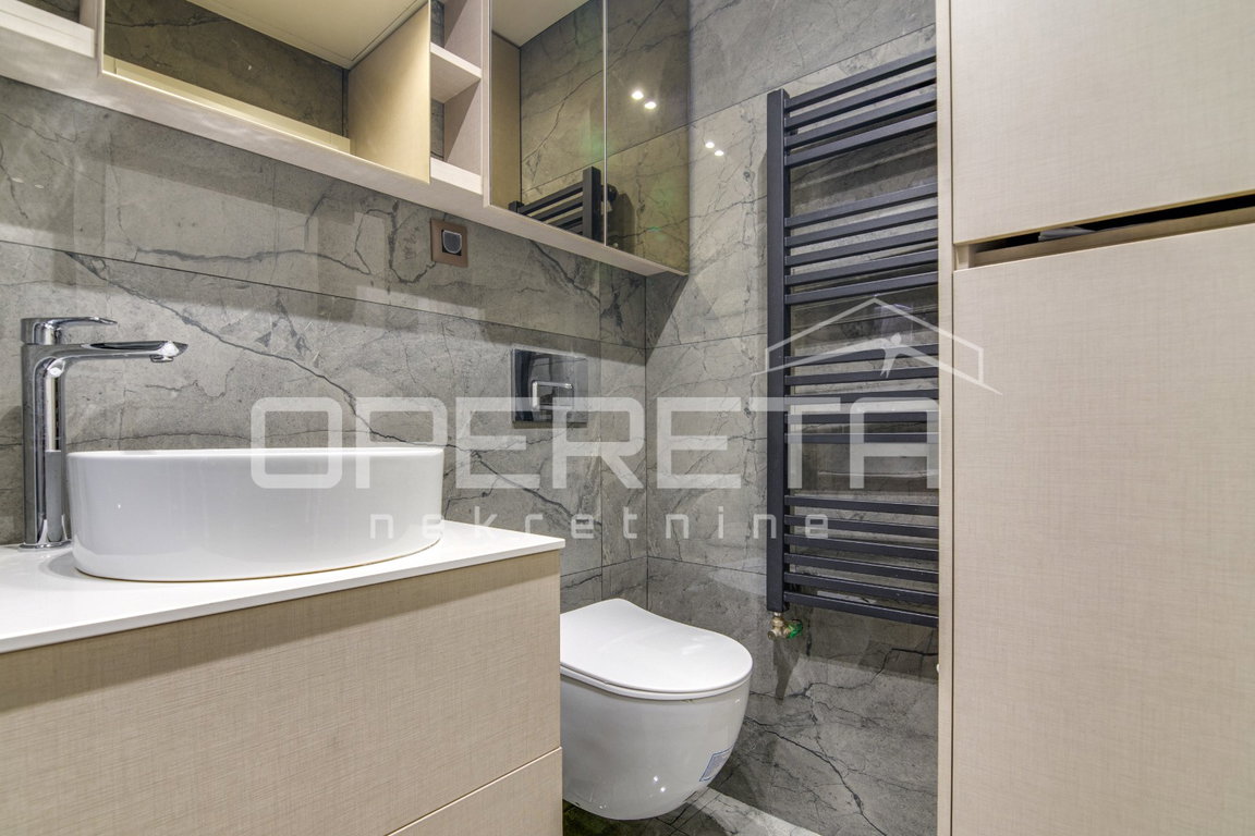 OPERETA 595890