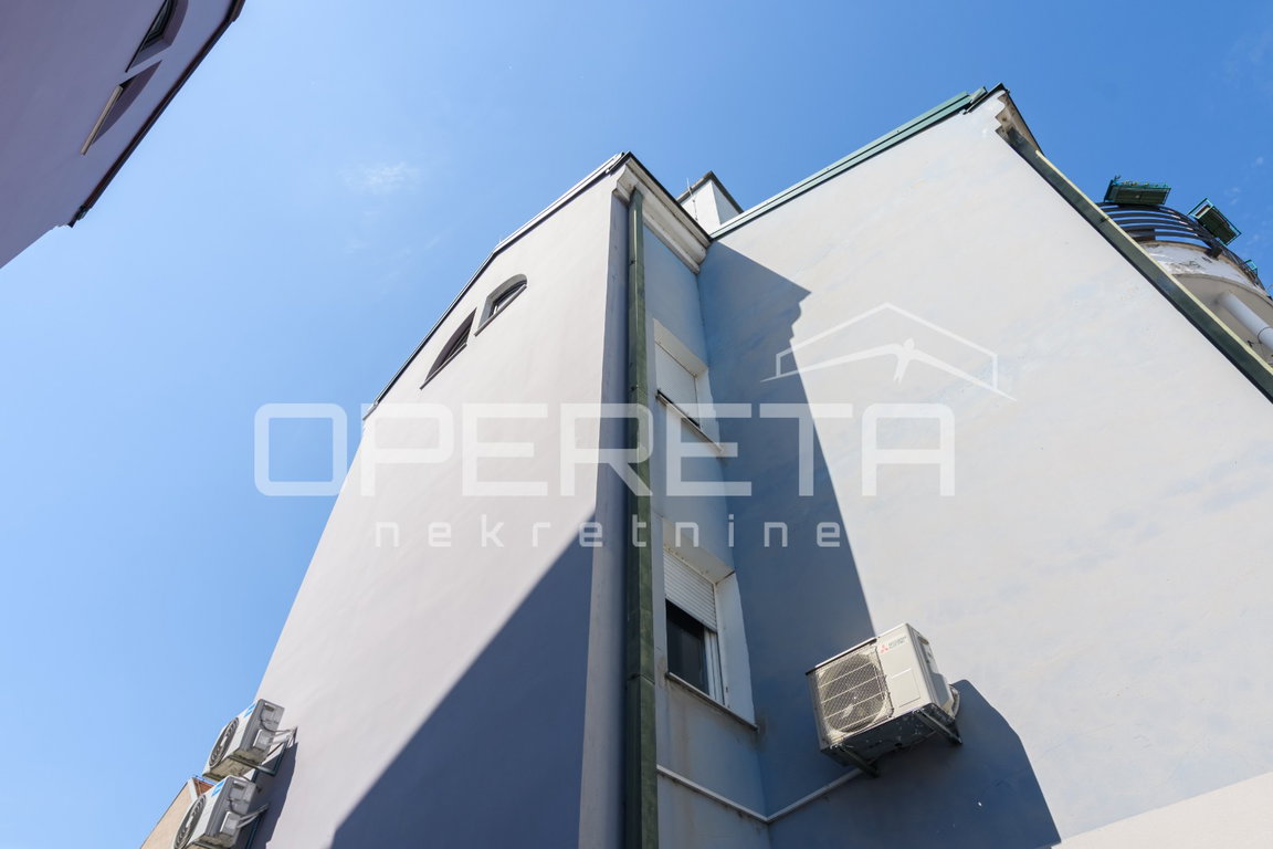 OPERETA 595922
