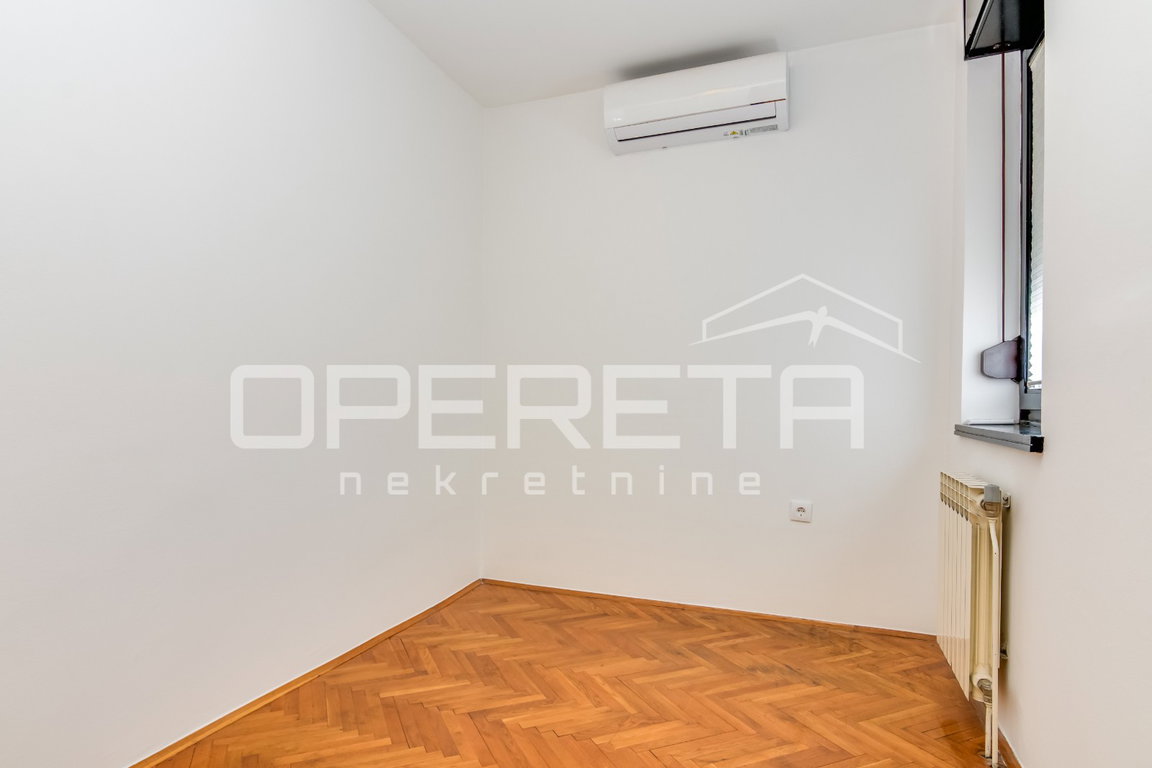OPERETA 595931