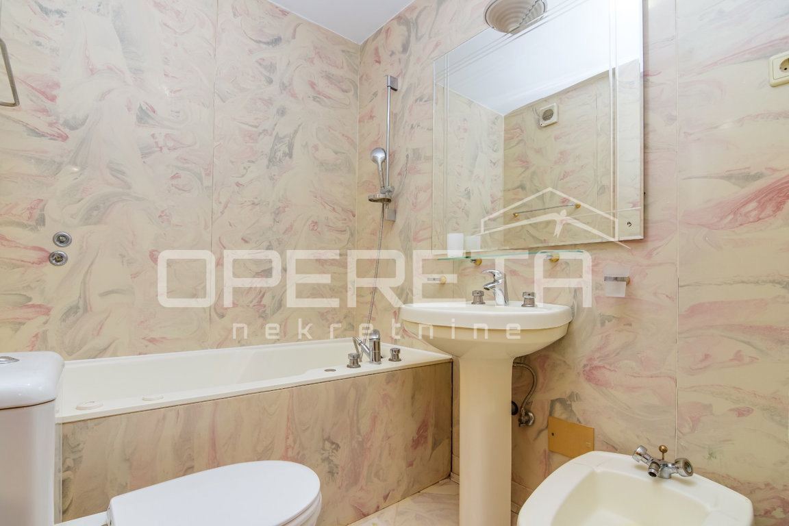 OPERETA 595932