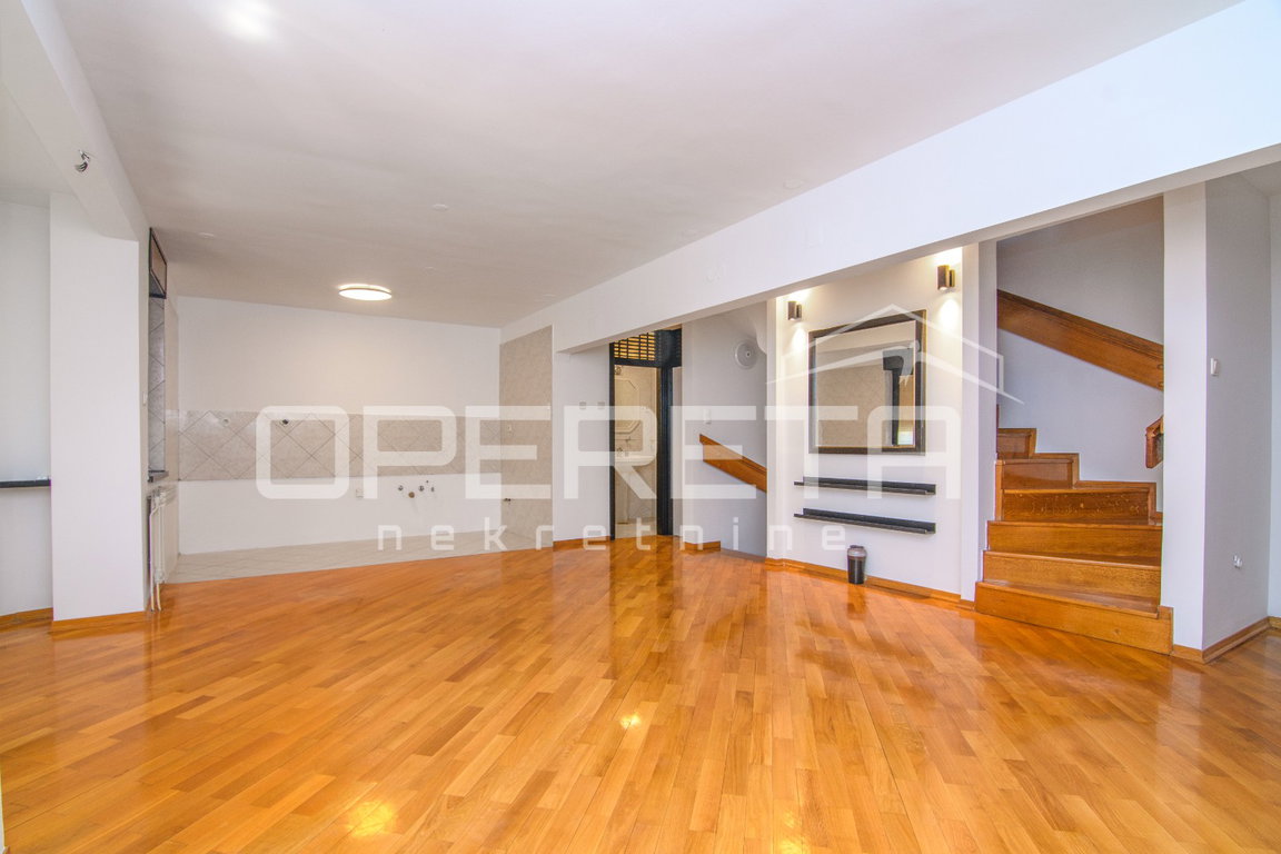 OPERETA 595949