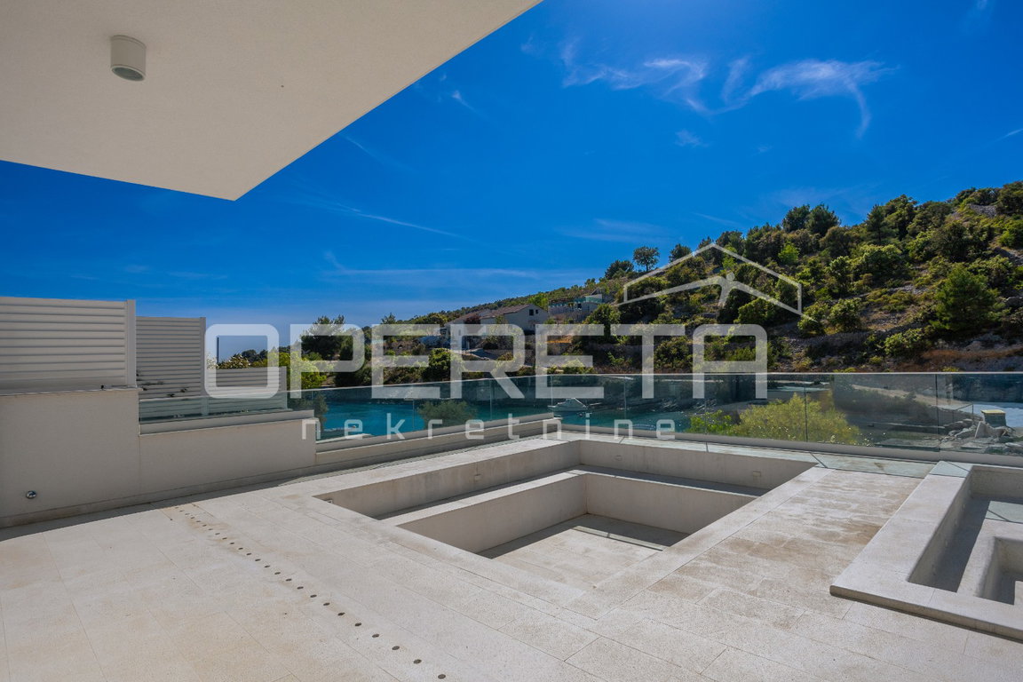 OPERETA 596648