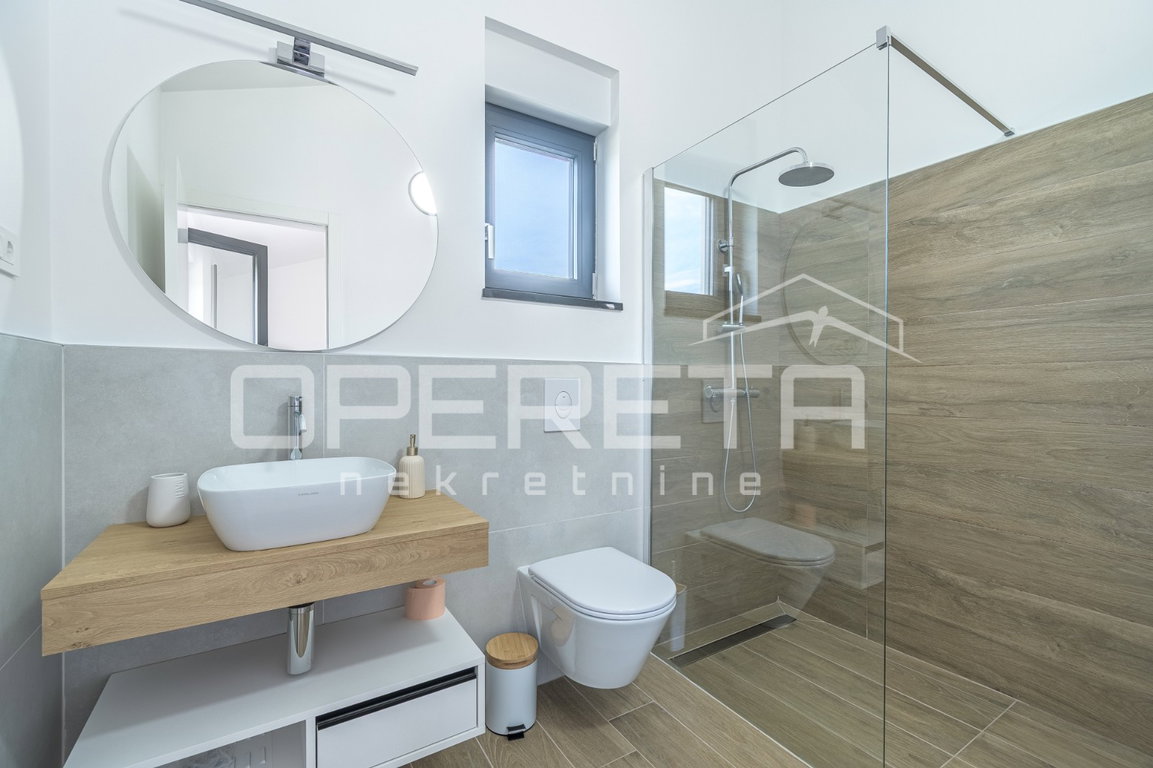 OPERETA 597112