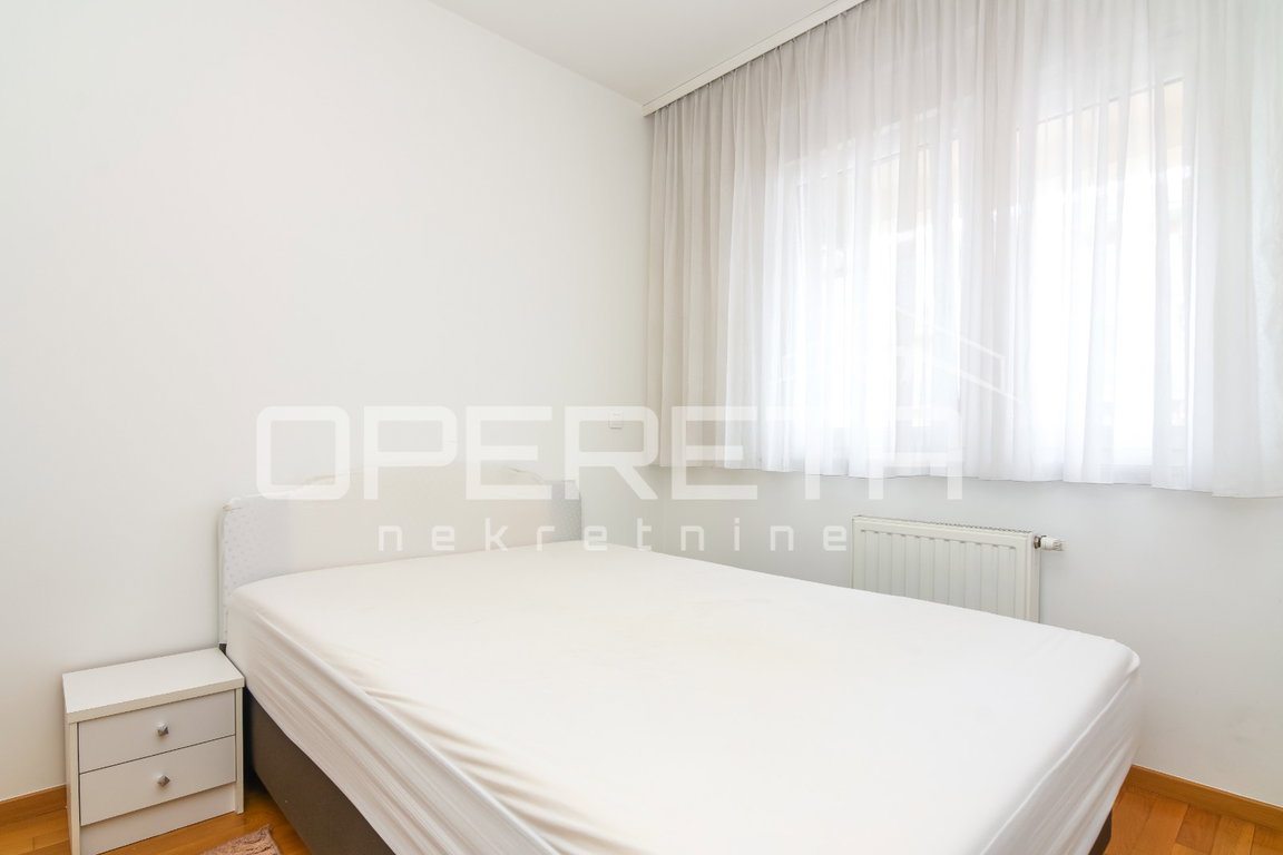 OPERETA 597665
