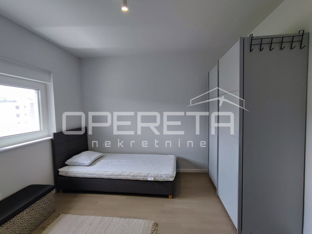 OPERETA 597686