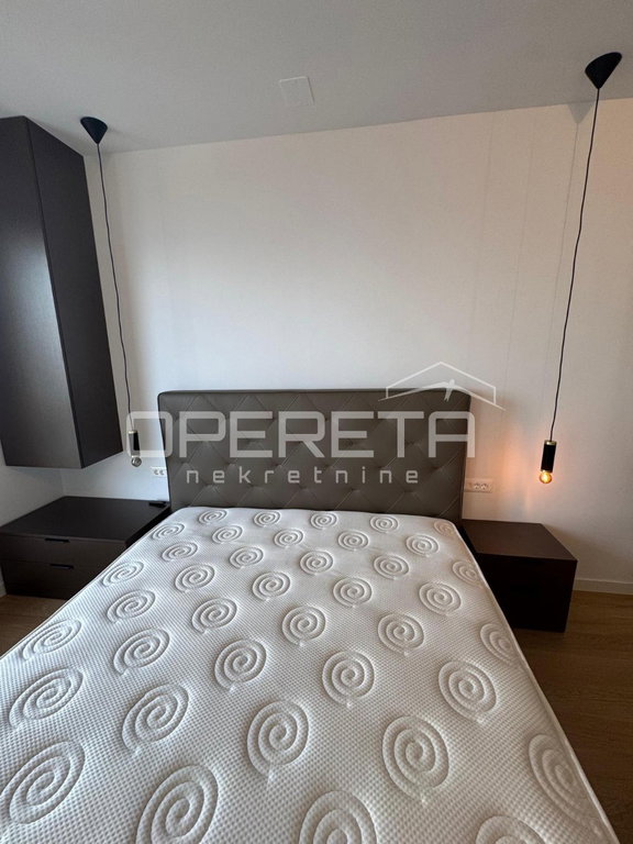 OPERETA 597718