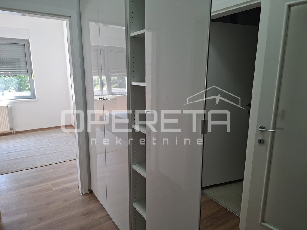OPERETA 597758