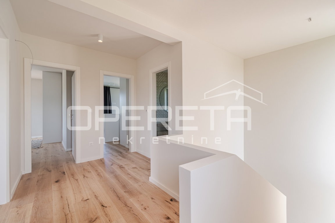 OPERETA 597892