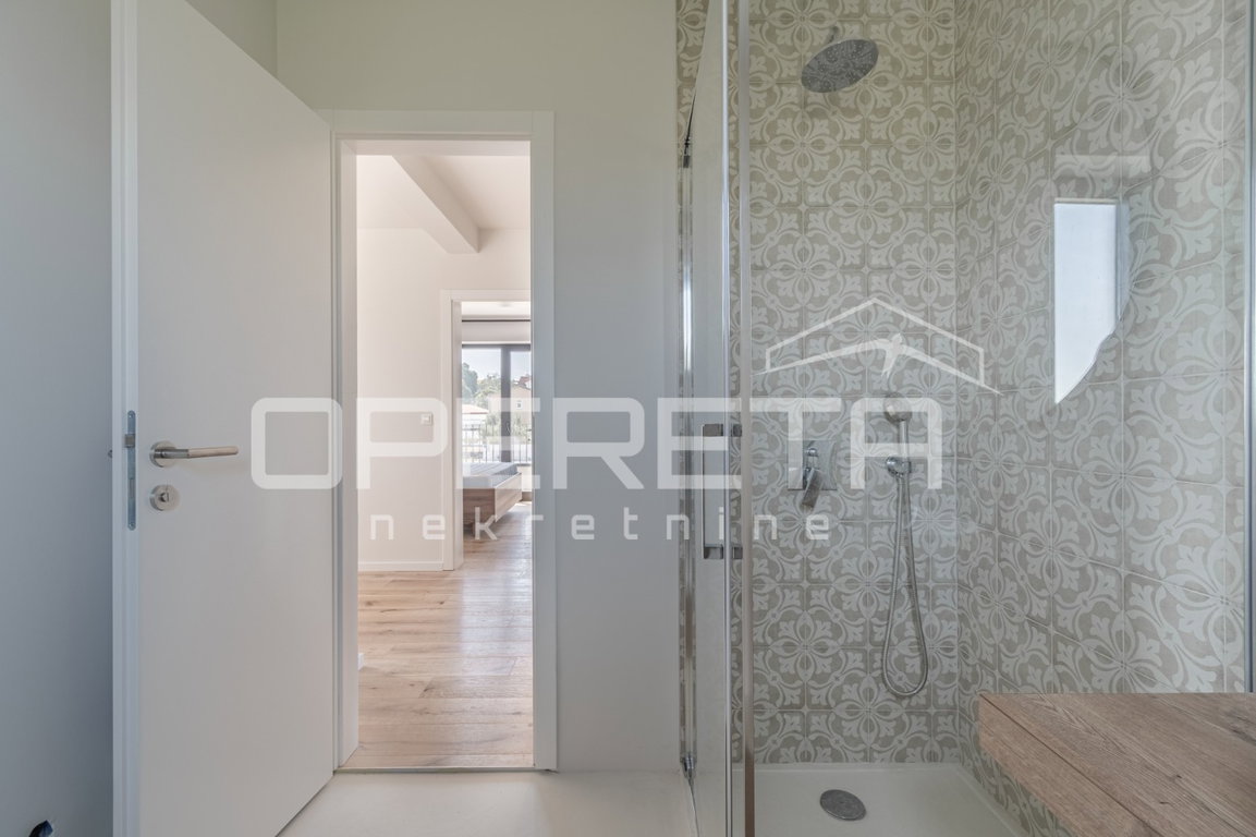 OPERETA 597899