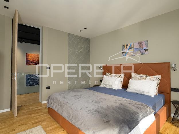 OPERETA 598132