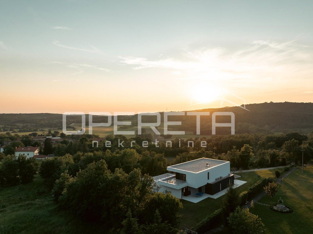 OPERETA 598167