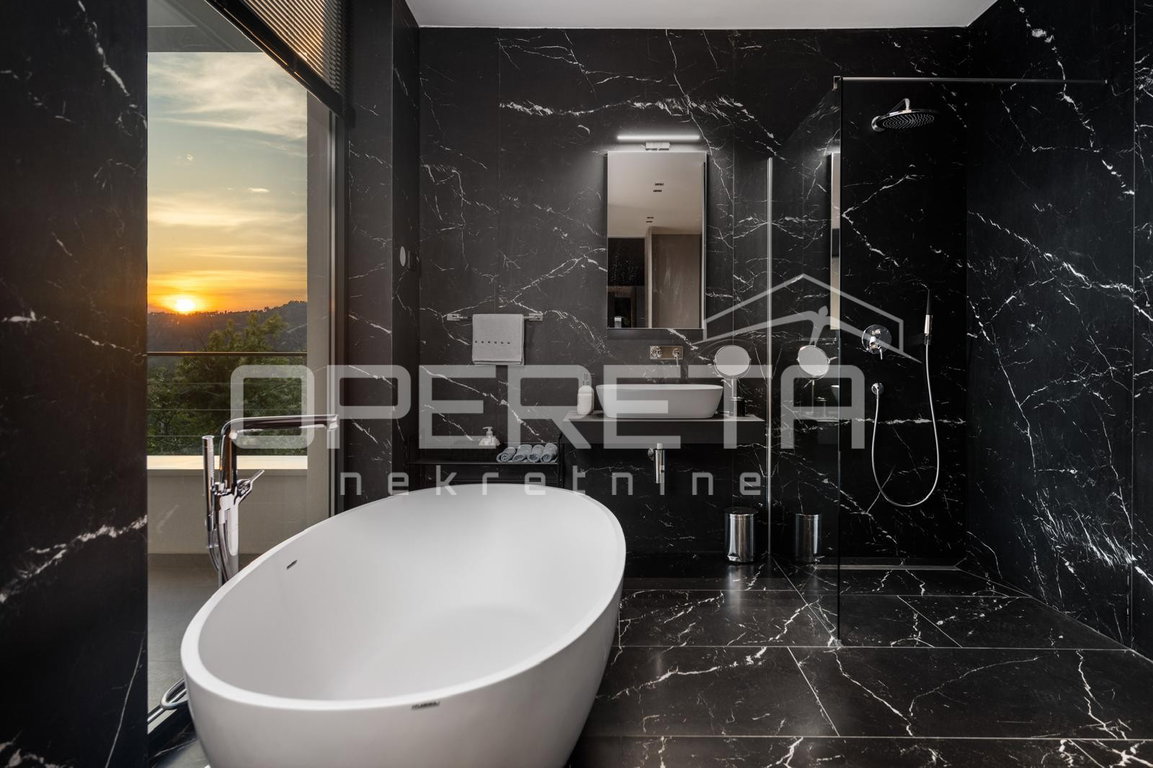 OPERETA 598170