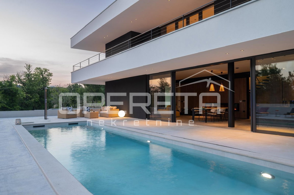 OPERETA 598174