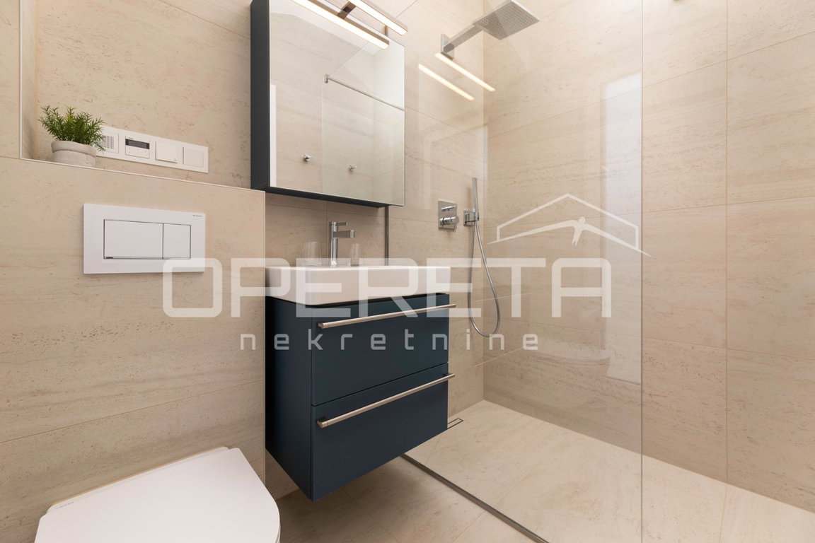 OPERETA 598192