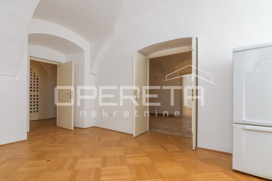OPERETA 598278