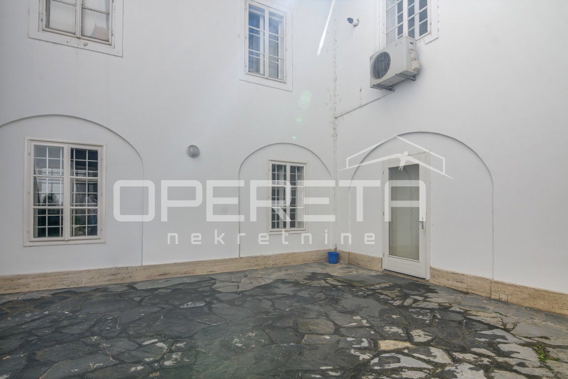 OPERETA 598289