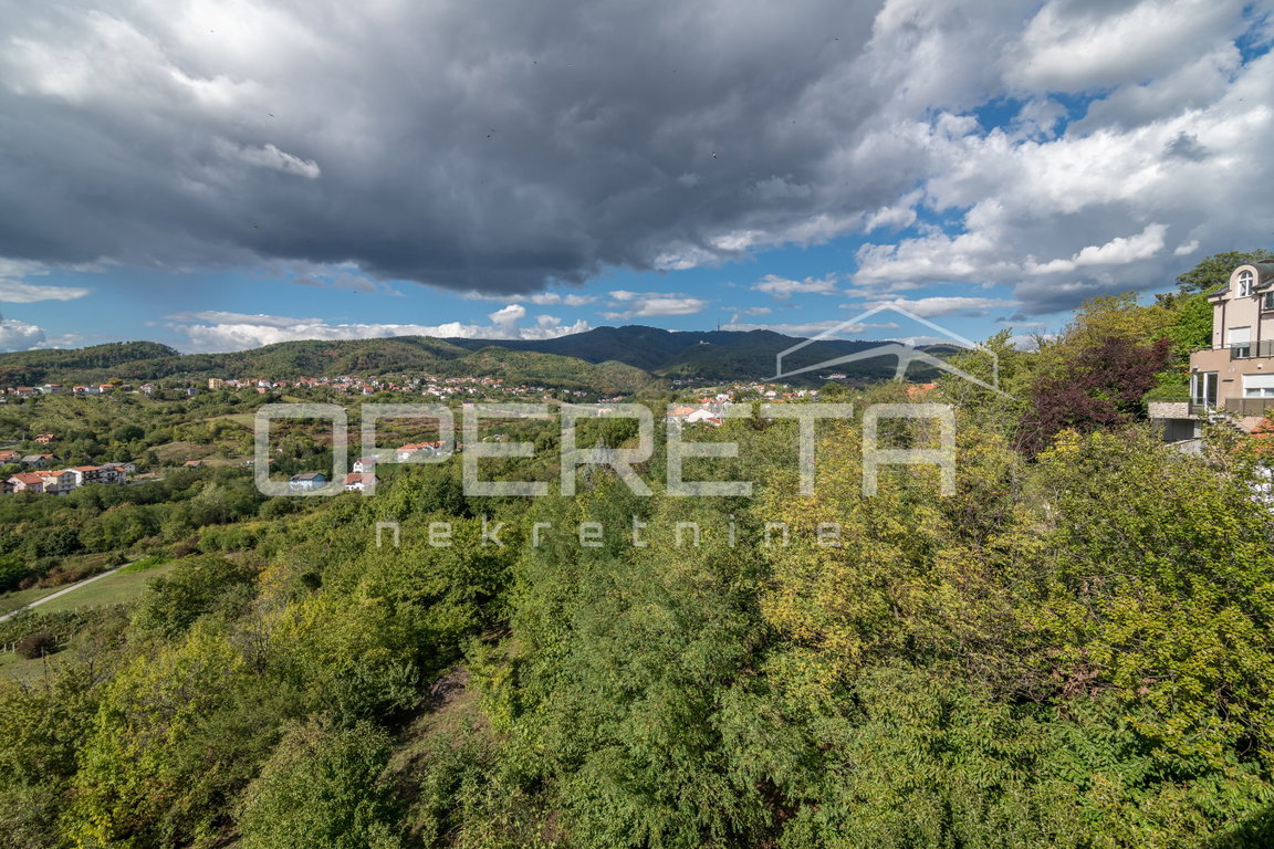 OPERETA 598346