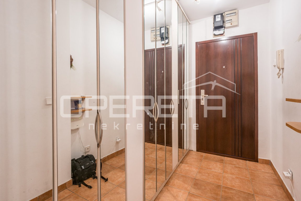 OPERETA 598408
