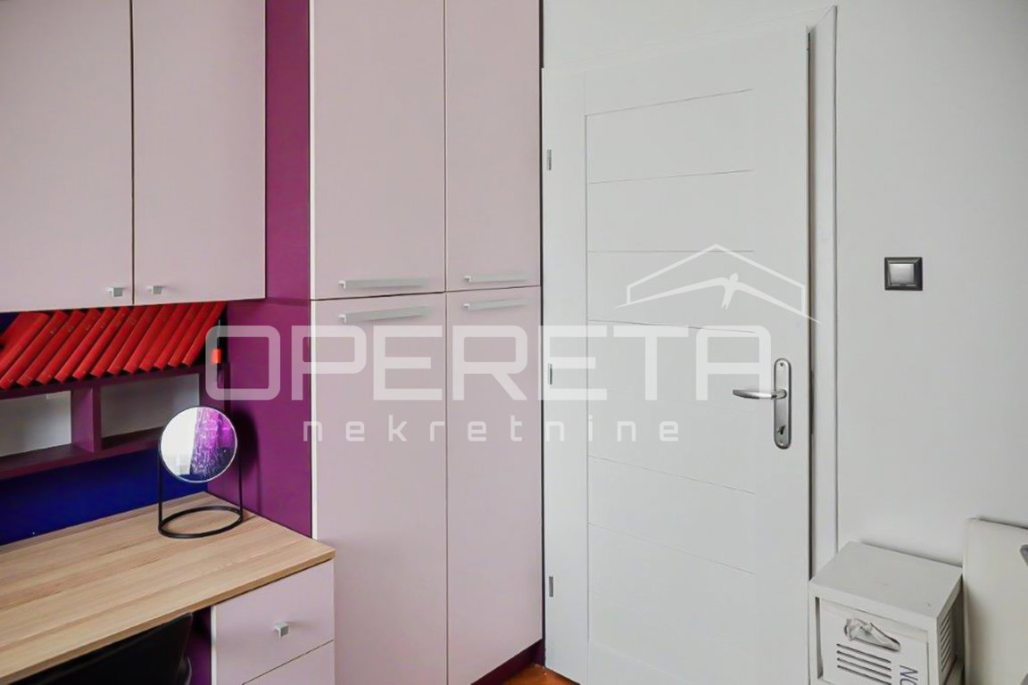 OPERETA 598522