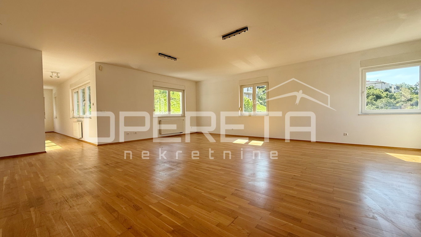OPERETA 598552