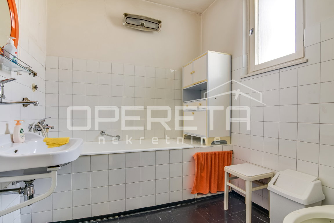 OPERETA 598673