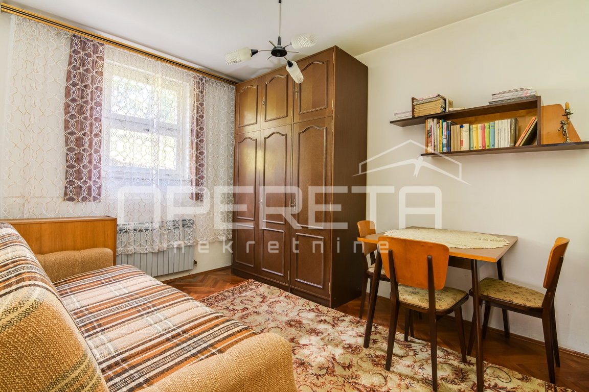 OPERETA 598689