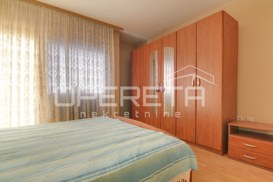 OPERETA 598918