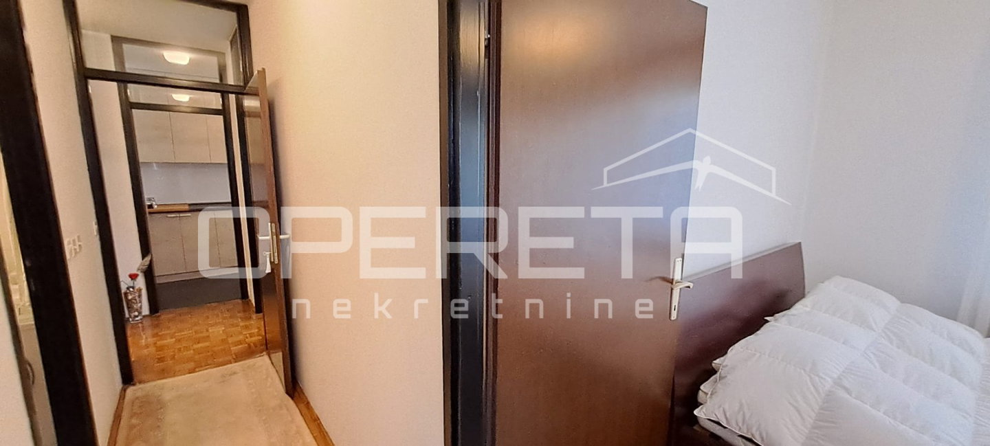 OPERETA 598983