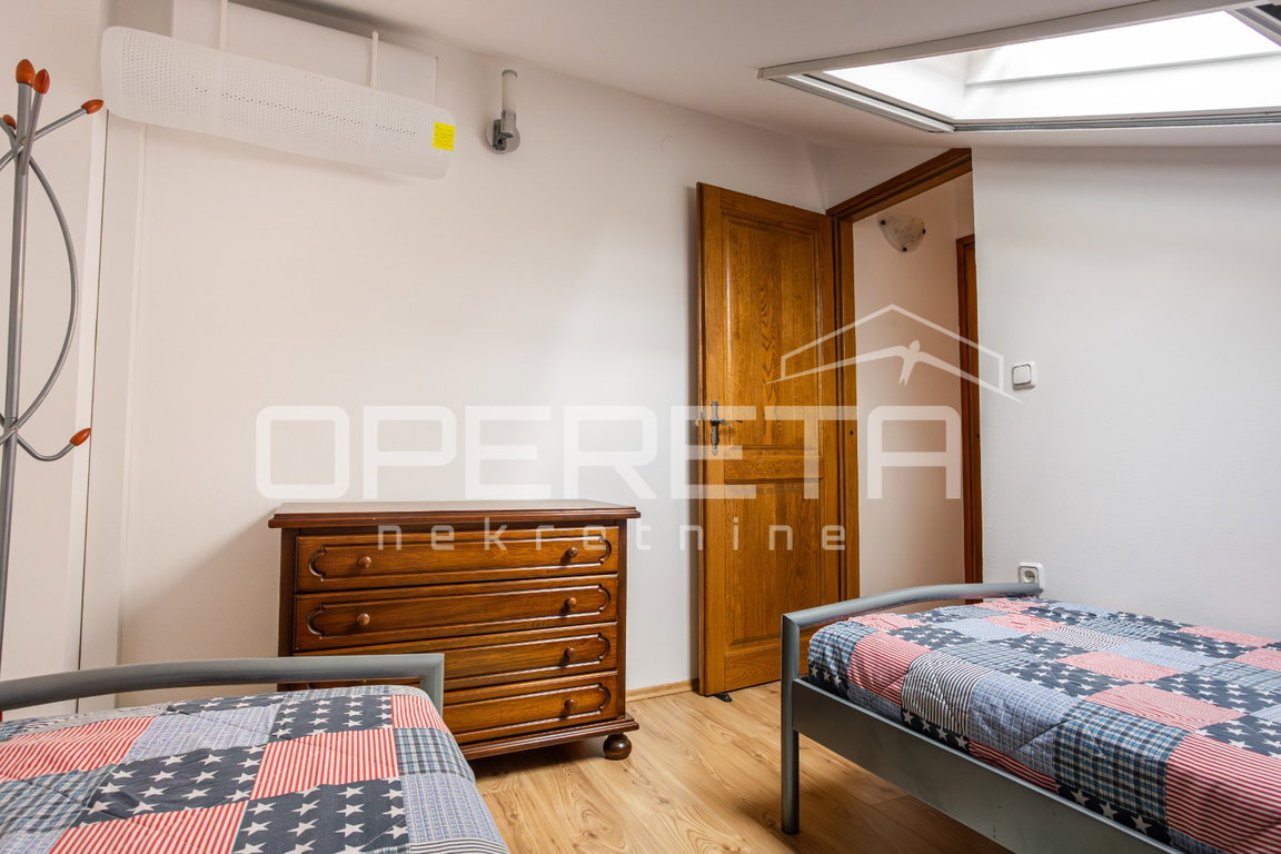 OPERETA 599540