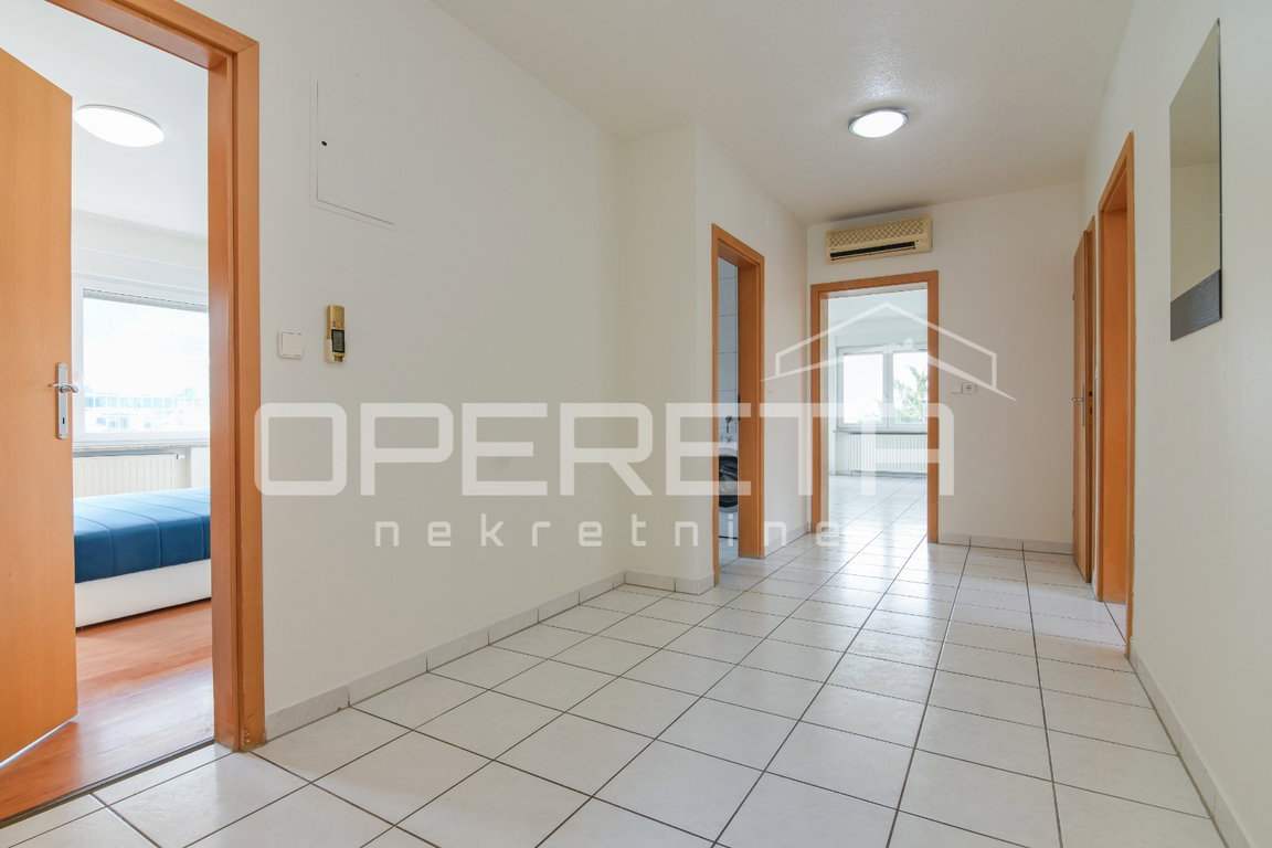 OPERETA 599738