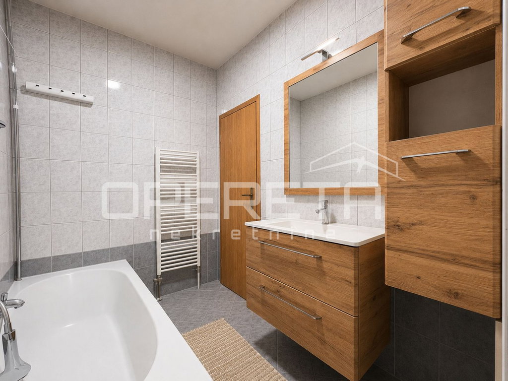 OPERETA 599840