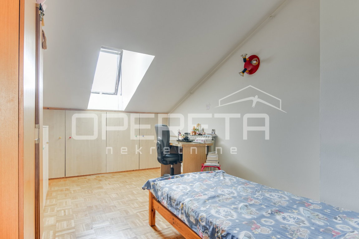 OPERETA 600670