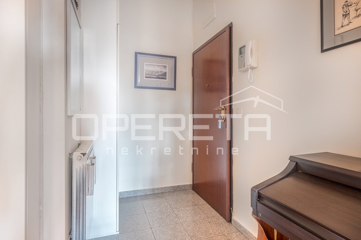 OPERETA 600947