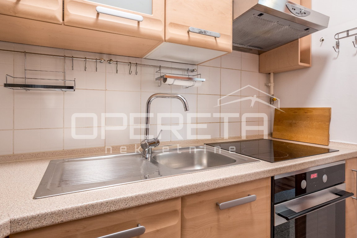 OPERETA 600948