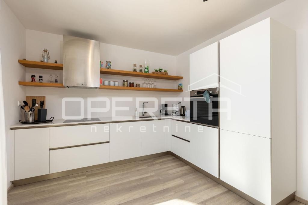 OPERETA 604648