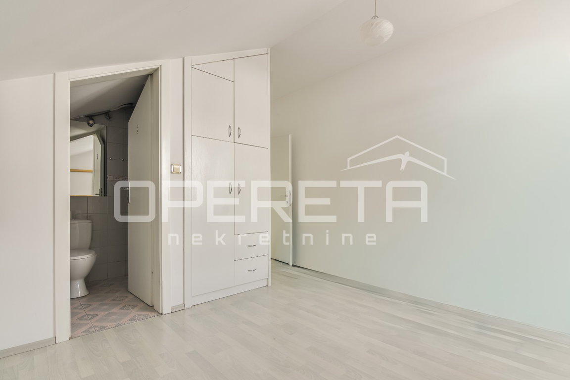 OPERETA 604948