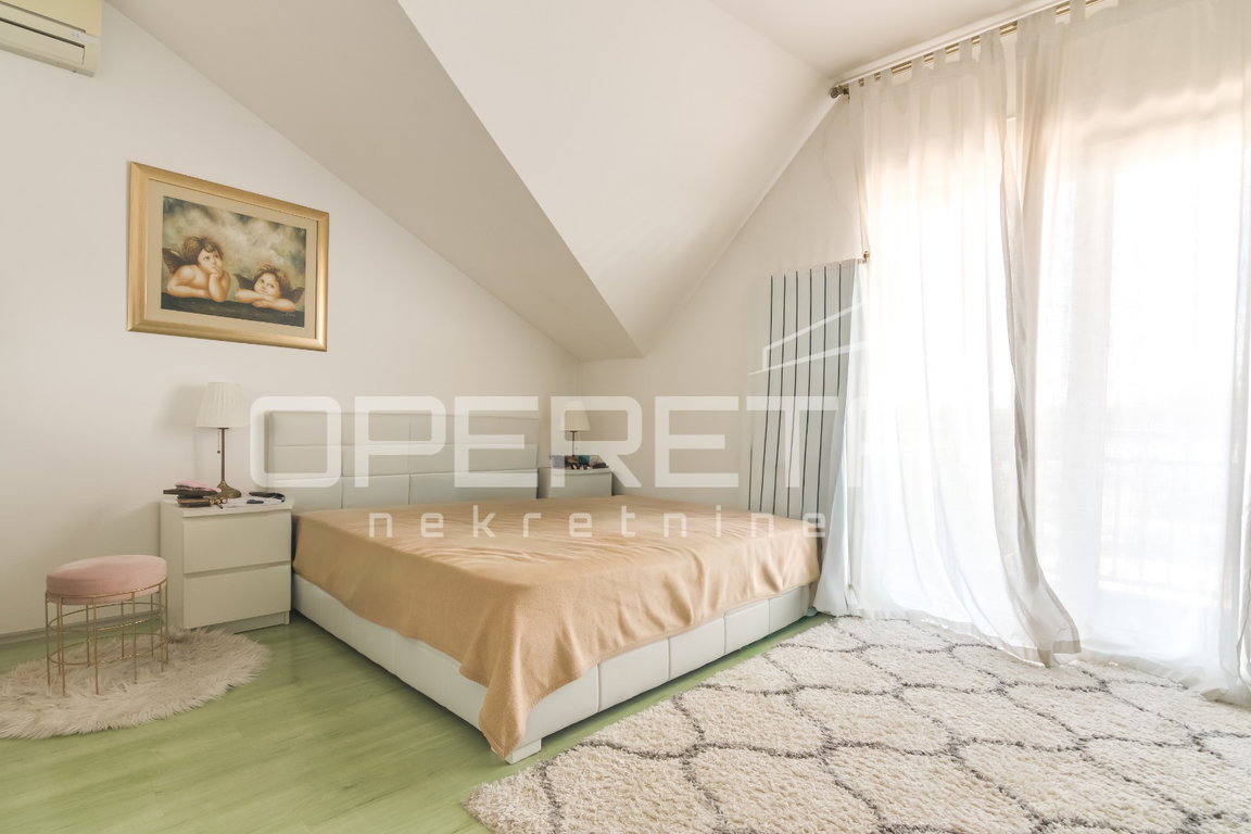 OPERETA 604957