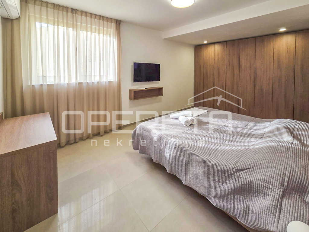 OPERETA 605926
